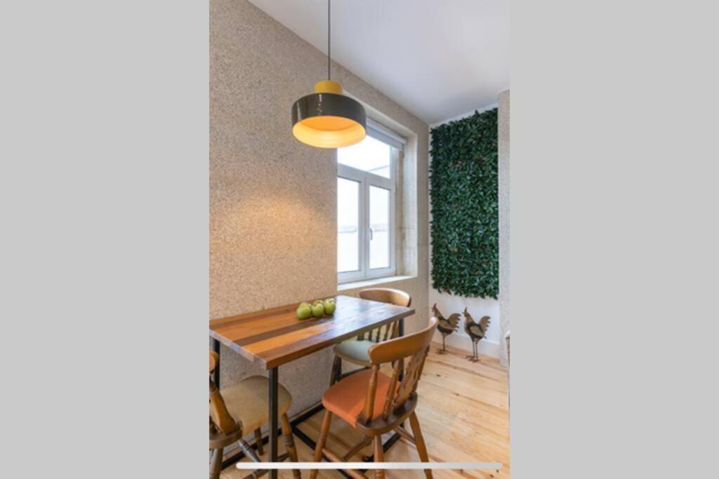 The Kiss - 1 Bedroom Apt With Terrace Porto Eksteriør billede